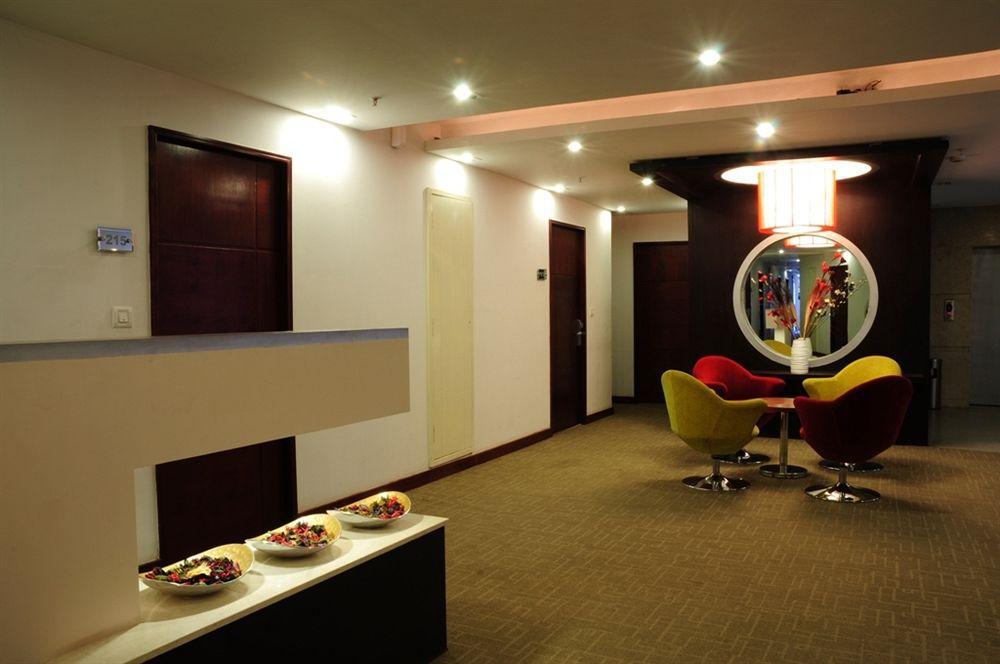 Lotus Park Hotel Bangalore Eksteriør billede